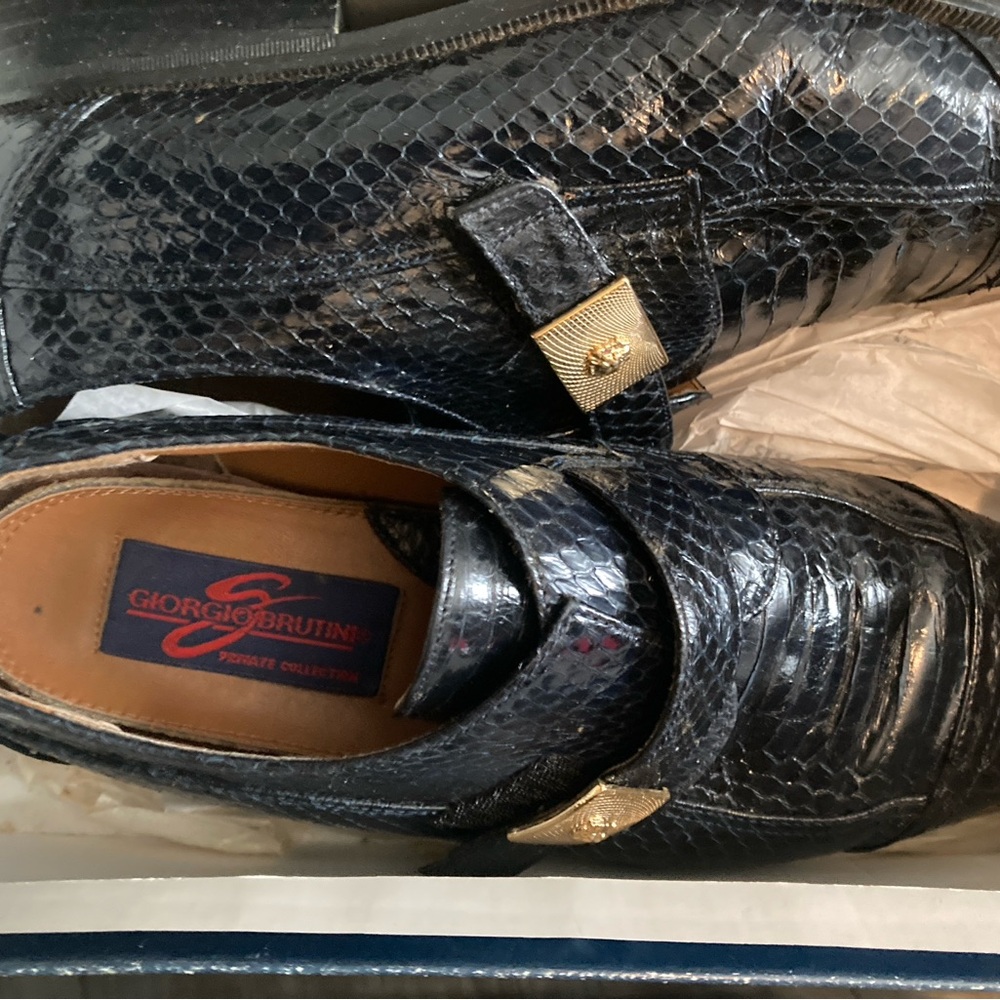 Giorgio Brutini Black Snakeskin Loafers